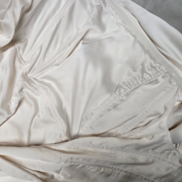 ASOS | Curve Beatrice Bardot Drape Wedding Dress in Ivory (off white) sz 12 - Picture 7 of 13